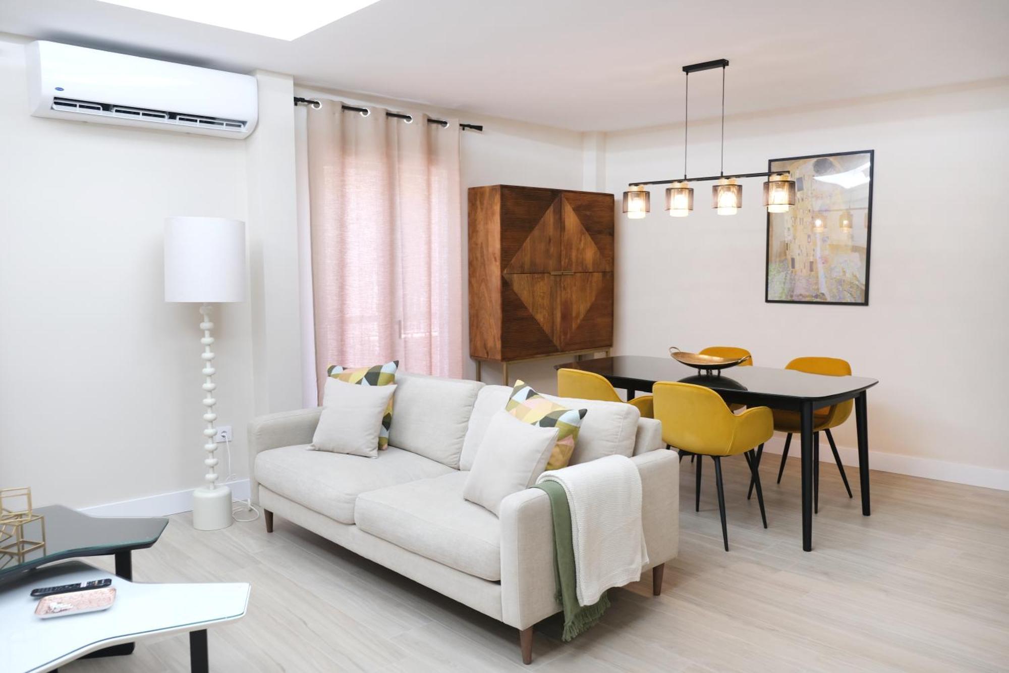 דירות Jaén H2, Vivienda Turistica מראה חיצוני תמונה
